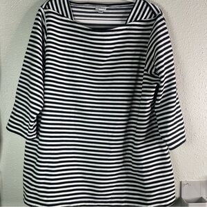 Croft & Barrow Black and White 3/4 Sleeve Boxy Blouse with Sailor Collar